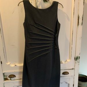 Grey sheets dress with zipper design